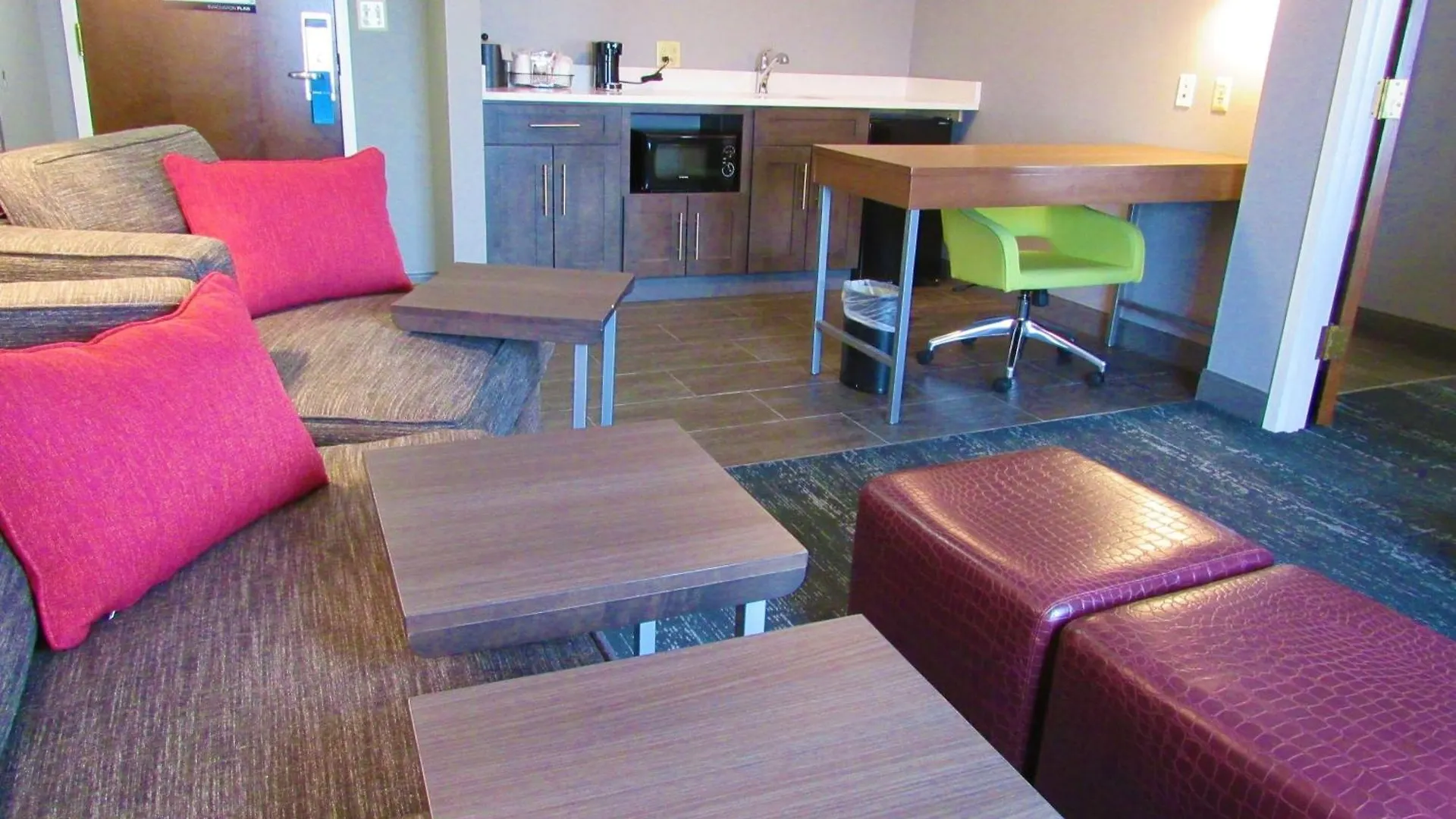 Hampton Inn & Suites Newtown Yardley 3*,  United States