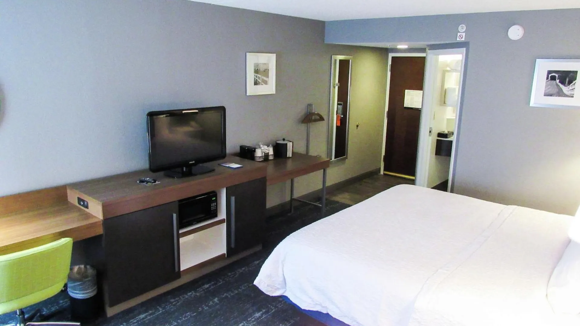 *** Hotel Hampton Inn & Suites Newtown Yardley United States