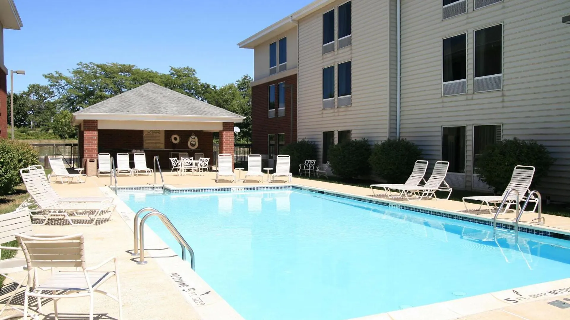 Hampton Inn & Suites Newtown Yardley