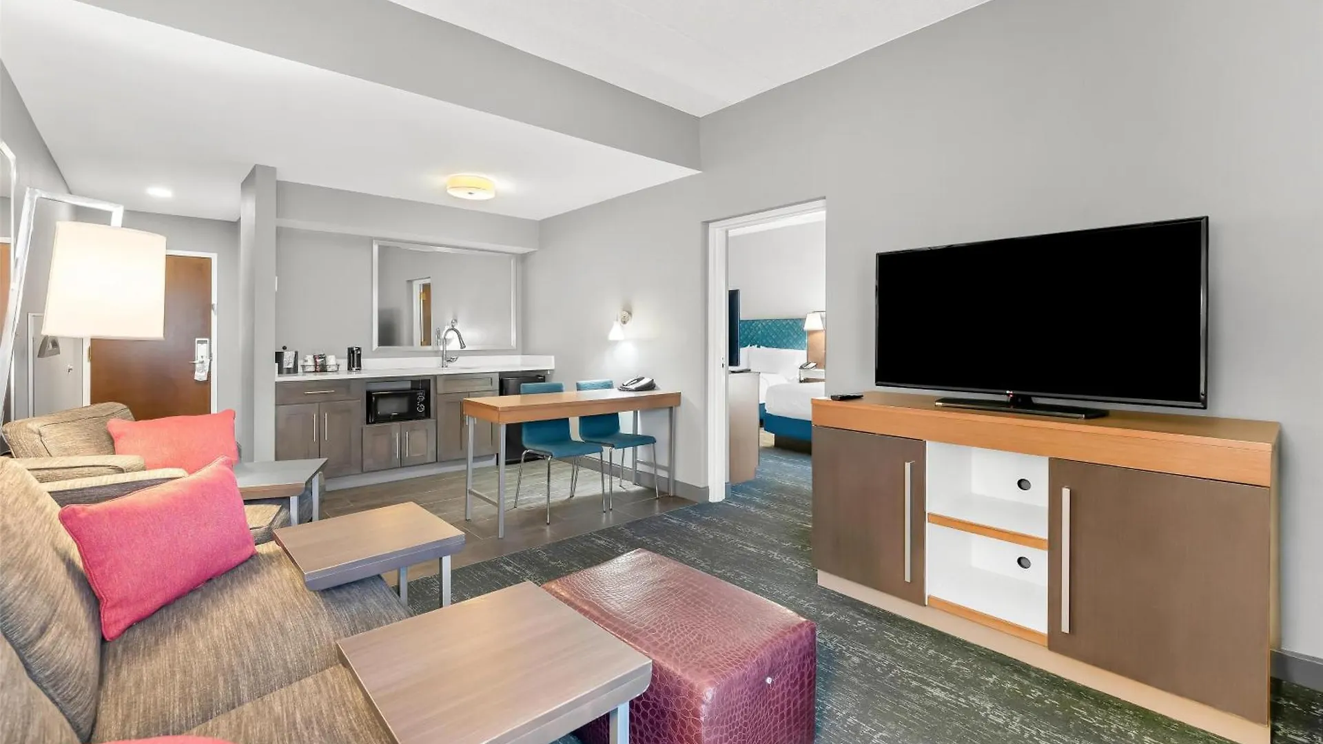 Hampton Inn & Suites Newtown Yardley